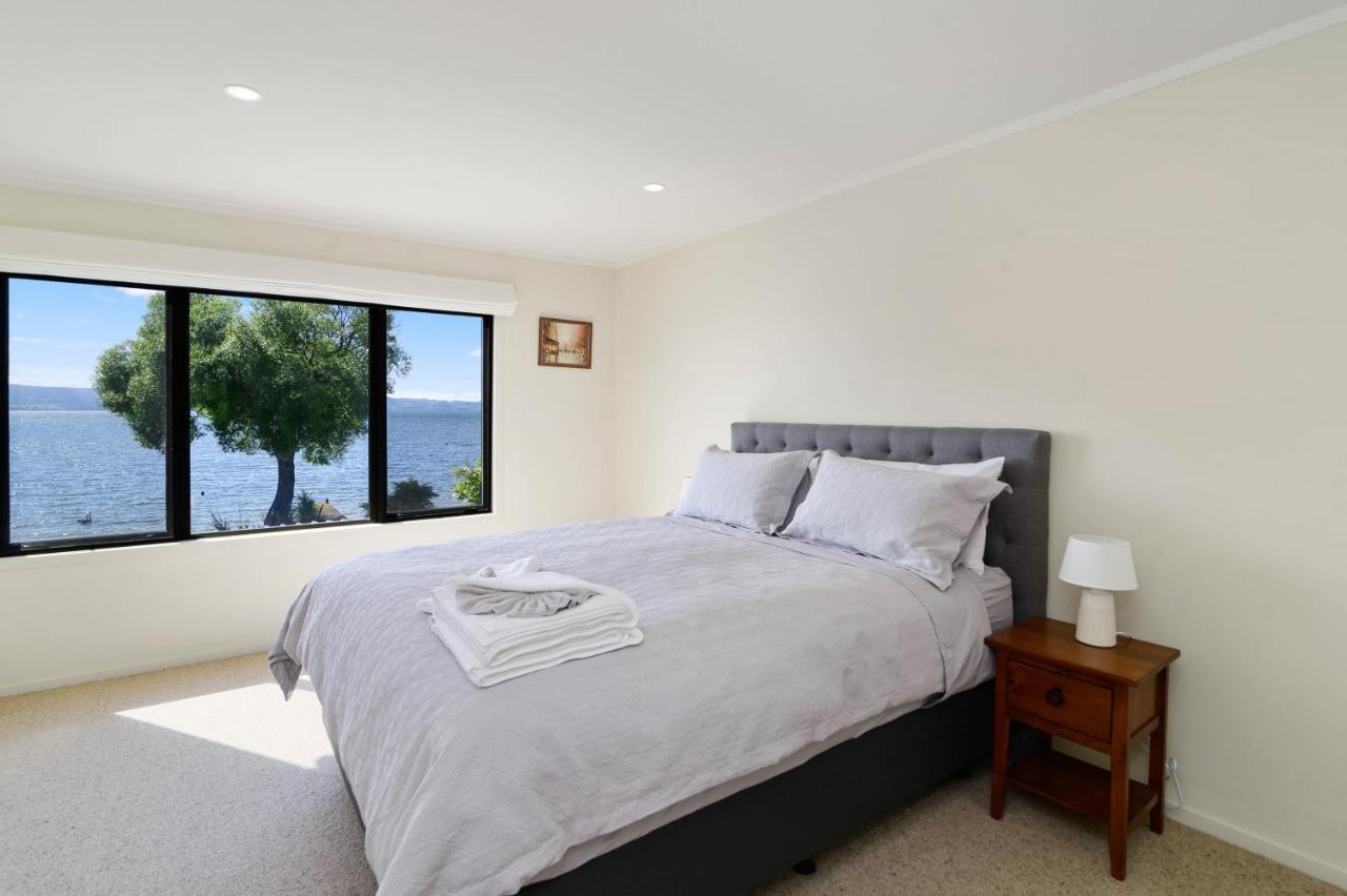 Tranquility Lakefront Rotorua Exterior photo