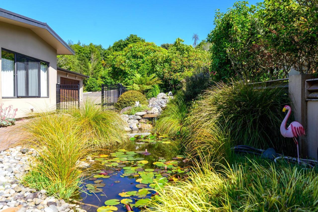 Tranquility Lakefront Rotorua Exterior photo